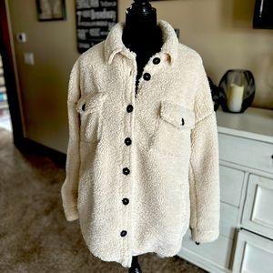 NWOT Thread & Supply Sherpa Shacket - Cream - Size Large